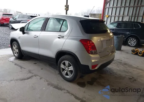 2018 Chevrolet Trax Ls z USA, uszkodzony, nr VIN KL7CJNSB2JB583082